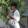 Exclusif - Halle Berry enceinte à Sherman Oaks, Los Angeles, le 25 juillet 2013.