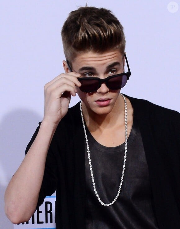 Le chanteur Justin Bieber lors des American Music Awards à Los Angeles le 18 novembre 2012