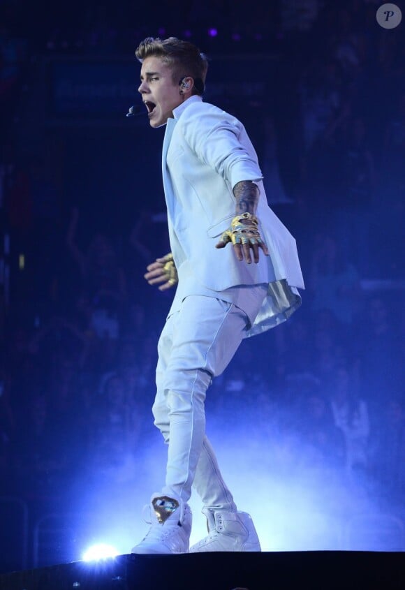 Justin Bieber lors de son concert à Los Angeles le 24 juin 2013