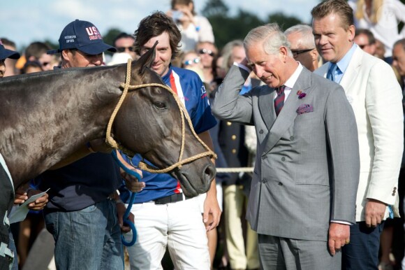 Le prince Charles à la Westchester Cup de polo le 28 juillet 2013 au Great Park de Windsor.