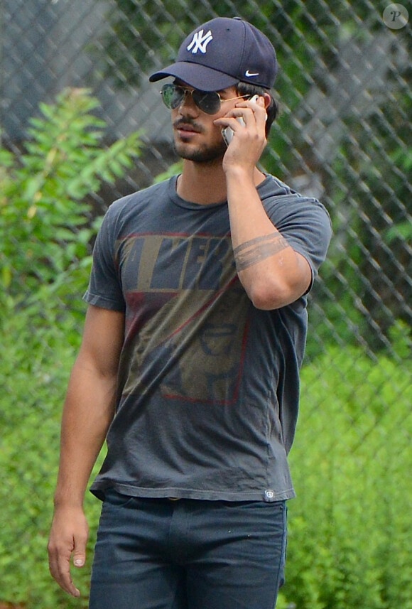 Taylor Lautner à SoHo, New York, le 29 juillet 2013.