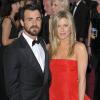 Jennifer Aniston et Justin Theroux lors de la 85e cérémonie des Oscars à Hollywood, le 24 février 2013.