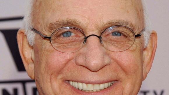 La croisière s'amuse : Le capitaine Gavin MacLeod s'est noyé dans l'alcool