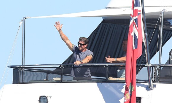 Sylvester Stallone en vacances à bord d'un yacht de luxe le 1er août 2013, au large de Saint-Jean-Cap-Ferrat.