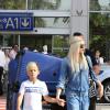 Gwen Stefani, son mari Gavin Rossdale, et leurs fils Kingston et Zuma arrivent à Nice pour passer leur vacances dans le sud de la France. Le 3 août 2013.