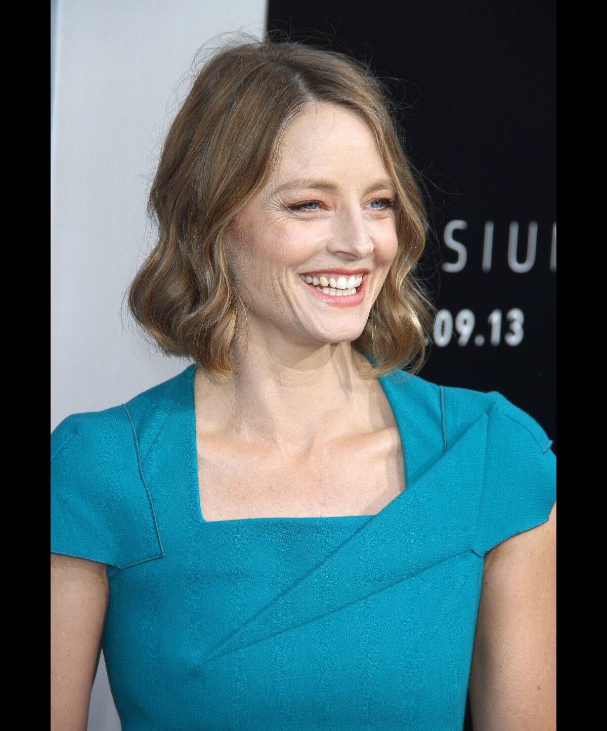 Vidéo Jodie Foster sublime à la première du film Elysium à Westwood, le 7 août 2013. Purepeople