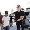 Angelina Jolie et Maddox croisés au LAX Airport de Los Angeles, le 11 août 2013.