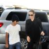 Angelina Jolie et Maddox au LAX Airport de Los Angeles, le 11 août 2013.