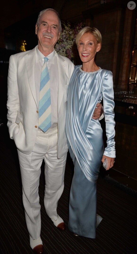 John Cleese et sa femme Jennifer Wade à Londres le 15 mai 2013.