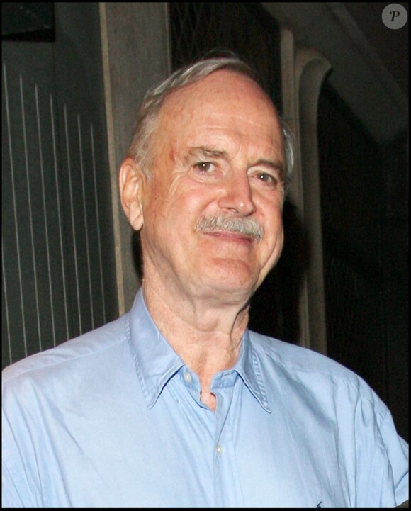 John Cleese à Londres le 6 juin 2008.