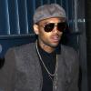 Chris Brown quitte la boîte de nuit Hooray Henry's à West Hollywood, le 15 août 2013.