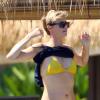 Exclusif - Charlize Theron pendant ses vacances à Hawaï, le 8 août 2013.