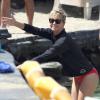 Exclusif - Charlize Theron pendant ses vacances à Hawaï, le 8 août 2013.