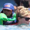 Exclusif - Charlize Theron avec son fils Jackson pendant ses vacances à Hawaï, le 8 août 2013.