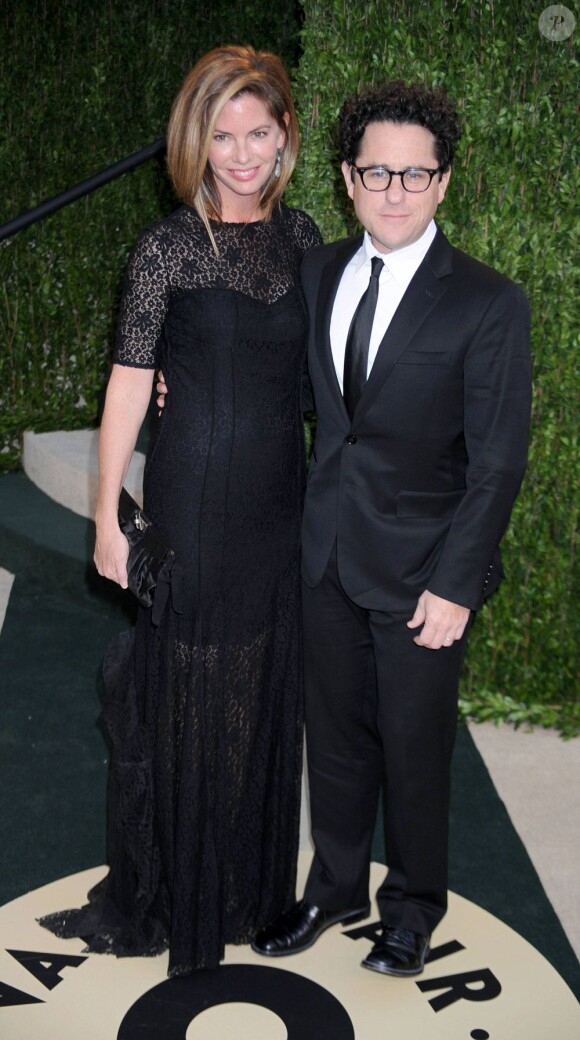 Katie McGrath and J. J. Abrams à la Vanity Fair Oscar Party au Sunset Tower, West Hollywood, Los Angeles, le 24 février 2013.