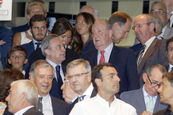 Le roi Juan Carlos d'Espagne et Florentino Perez à Madrid le 22 août 2013.