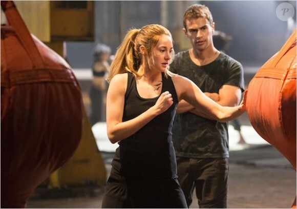 Shailene Woodley et Theo James dans Divergente.