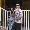 Megan Fox (enceinte) et son mari Brian Austin Green de sortie avec leur fils Noah à Los Angeles, le 25 août 2013.
