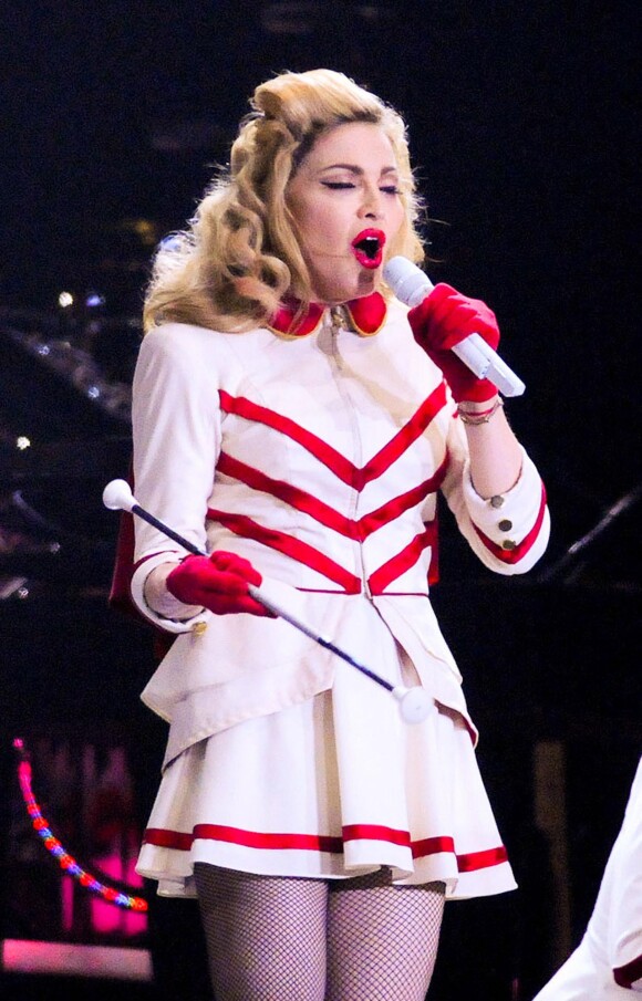 Madonna chante au River Plate Stadium, à Buenos Aires, Argentine, le 15 décembre 2012.
