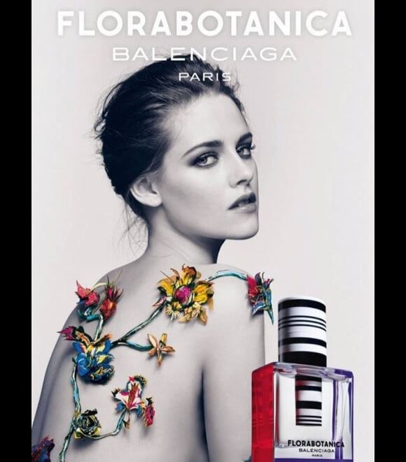 Kristen Stewart, dans la nouvelle campagne publicitaire pour Florabitanica, le parfum de la maison Balenciaga.