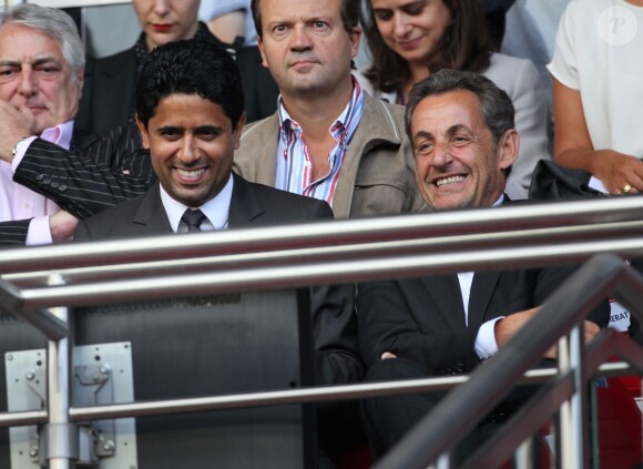 Nasser Al-Khelaifi et Nicolas Sarkozy lors de la rencontre de Ligue 1 entre le PSG et Guingamp (2-0), au Parc des Princes, le 31 août 2013.