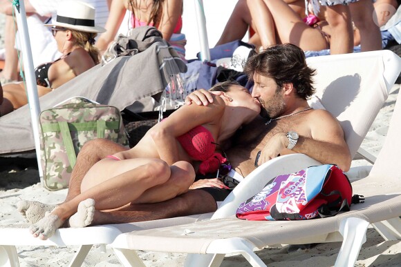 Claudia Galanti et Arnaud Mimran à Formentera, le 8 juillet.