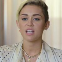 Miley Cyrus s'exprime enfin : Danser à moitié nue aux VMA était ''historique''