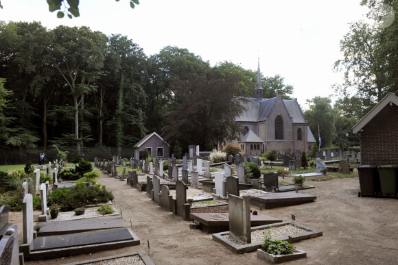 Le cimetière de Lage Vuursche, où repose le prince Friso d'Orange-Nassau depuis ses obsèques célébrées le 16 août 2013.