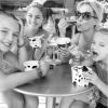 Jennie Garth avec ses trois filles pour le dernier jour des vacances d'été. Photo postée sur Instagram le 2 septembre 2013.