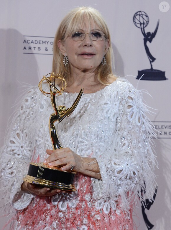 La costumière Ellen Mirojnick récompensée pour "Ma vie avec Liberace, lors des Creative Arts Emmy Awards au Nokia Theatre à Los Angeles, le 15 septembre 2013.