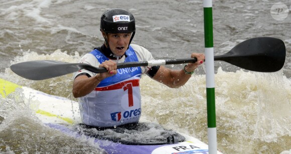Emilie Fer lors de la finale des championnats du monde de canoë-Kayak K1 à Prague, le 15 septembre 2013