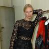 Karolina Kurkova célèbre la Vogue Fashion Night Out 2013 dans la boutique Roberto Cavalli. Milan, le 17 septembre 2013.