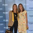 Marisa Berenson et sa fille Starlite Randall Berenson assistent au défilé Fendi printemps-été 2014 à Milan. Le 19 septembre 2013.