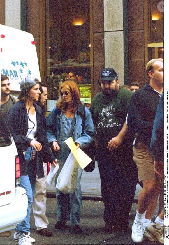 Julia Roberts sur le tournage du film Tout le monde dit I love You à New York le 11 octobre 1995