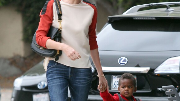 Charlize Theron : Nouvelle coupe pour la jeune maman, l'actrice au top !
