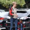 Charlize Theron et son fils Jackson dans les rues de Los Angeles, le vendredi 20 septembre 2013.