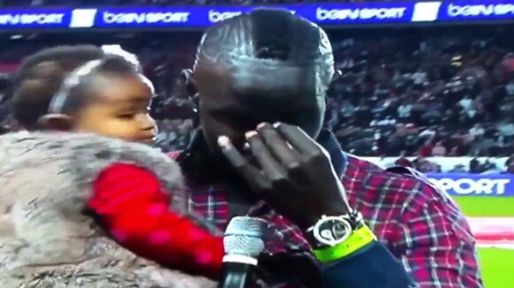 Mamadou Sakho : En larmes avec sa fille pour ses adieux émouvants au PSG