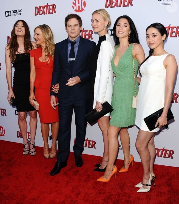 Jennifer Carpenter, Julie Benz, Michael C. Hall, Yvonne Strahovski, Jaime Murray, Aimee Garcia à la soirée de présentation de la dernière saison de Dexter, à Hollywood, le 15 juin 2013.