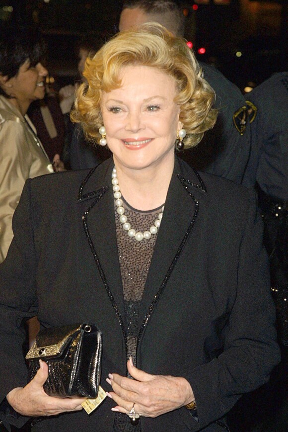 Barbara Sinatra à Los Angeles le 13 janvier 2002