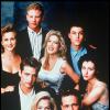 Jennie Garth, Jason Priestley, Gabrielle Carteris, Ian Ziering, Tori Spelling, Shannen Doherty, Brian Austin Green et Luke Perry, le casting de Beverly Hills.