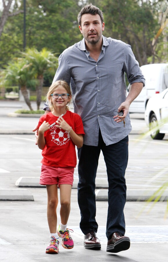 Ben Affleck avec sa fille aînée Violet le 21 septembre 2013 à Brentwood