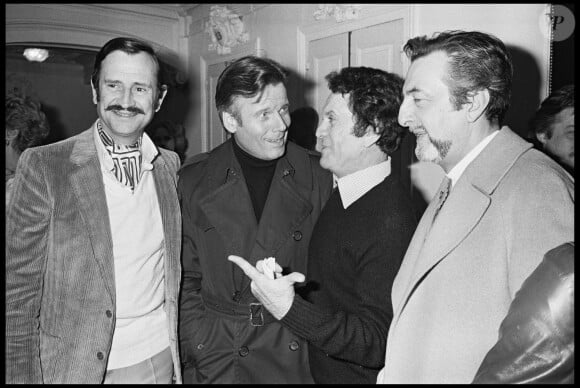 Robert Hirsch avec Georges Descrières et Jean Piat à Paris en 1979.