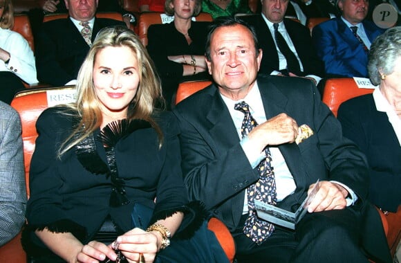 Sophie Favier et Georges Descrières à Cannes en mars 1995.