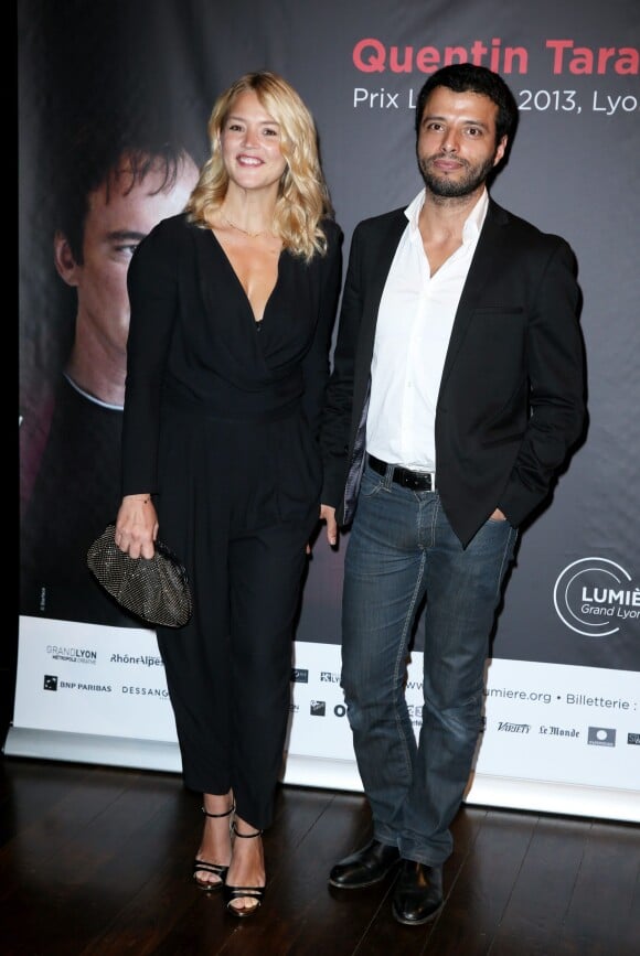 Virginie Efira et Mabrouk El Mechri - Remise du Prix Lumière à Quentin Tarantino lros du Fesitval Lumière à Lyon, le 18 octobre 2013.