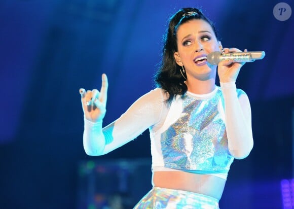Katy Perry lors de son concert de charité "We Can Survive" au Hollywood Bowl de Los Angeles, le 23 octobre 2013.