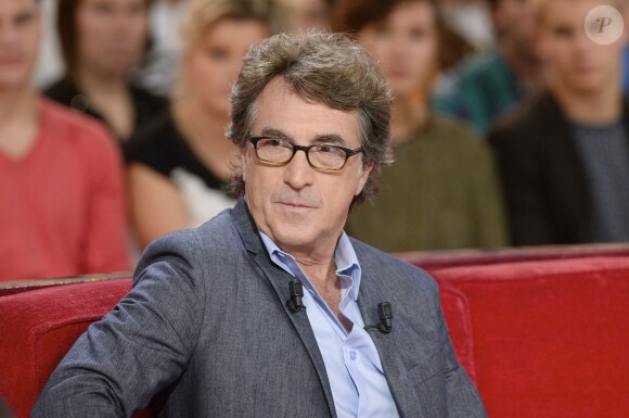 François Cluzet lors de l'enregistrement de l'émission "Vivement Dimanche" à Paris le 23 octobre 2013 (Diffusion sur France 2 le 27 octobre 2013)