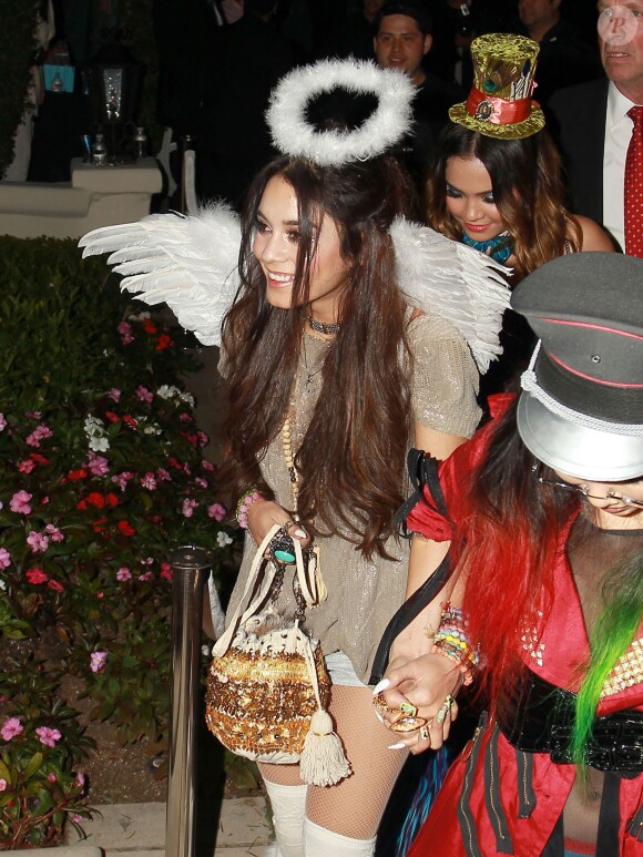 Vanessa Hudgens participe à une soirée spéciale Halloween, dans le quartier de Brentwood, à Los Angeles, le vendredi 25 octobre 2013.