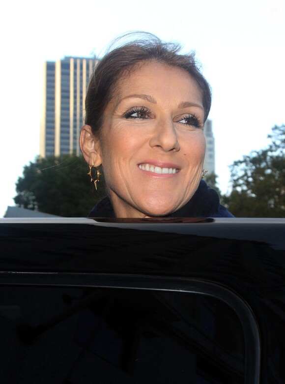 Céline Dion à la sortie de son hôtel à New York, le 29 octobre 2013.