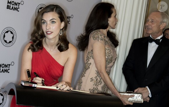 Andie MacDowell et sa fille Rainey Qualley à la soirée du Prix Montblanc à Berlin, le 30 octobre 2013.