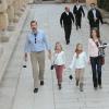 Letizia et Felipe d'Espagne en visite au palais de l'Alhambra à Grenade avec leurs filles Leonor et Sofia le 1er novembre 2013